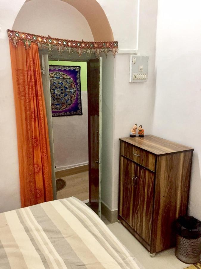 Mangla Guest House Varanasi Esterno foto