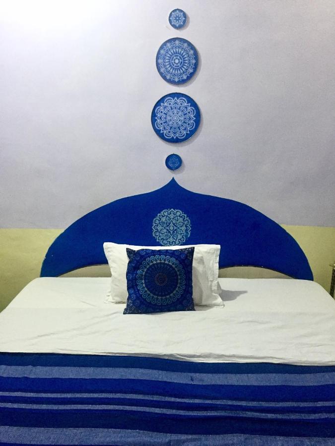 Mangla Guest House Varanasi Esterno foto