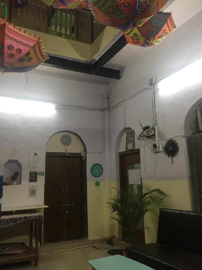 Mangla Guest House Varanasi Esterno foto